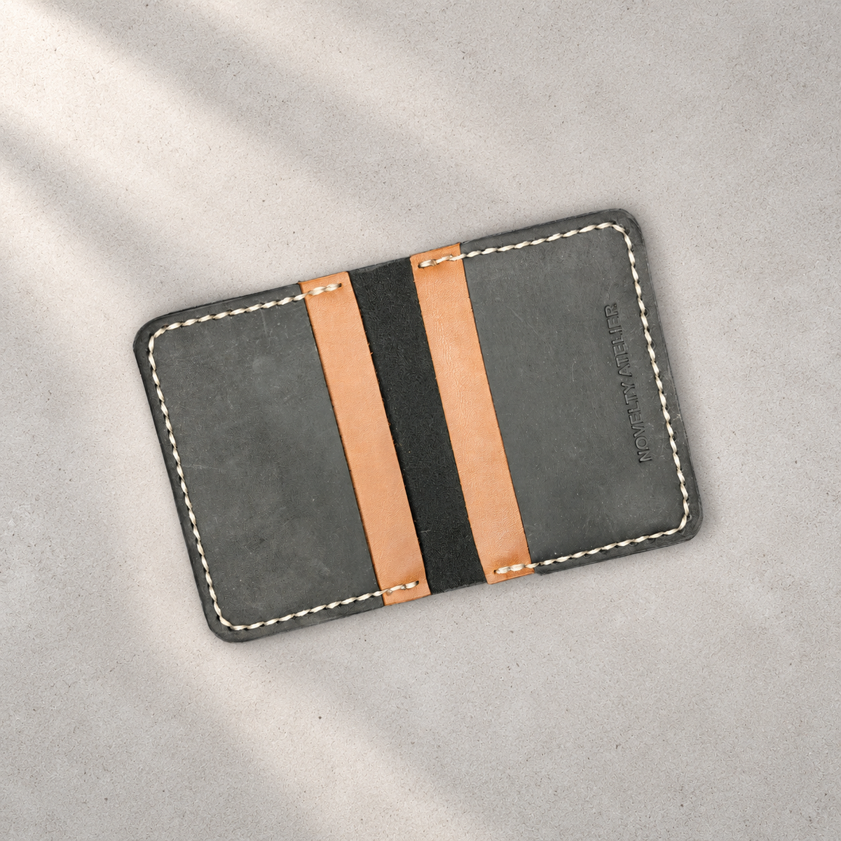 THE COPPERFIELD Bi-Fold Leather Card Holder (Black and Brown) - Novelty Atelier