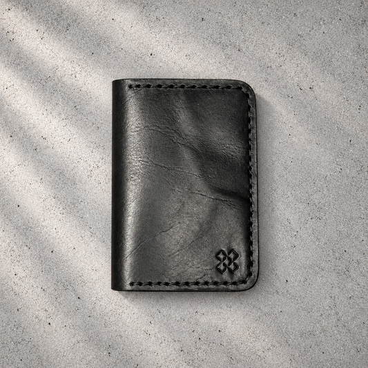 THE COPPERFIELD Bi-Fold Leather Card Holder (Black and Green) - Novelty Atelier