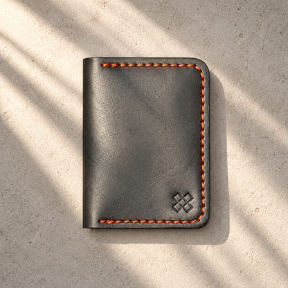 THE COPPERFIELD Bi-Fold Leather Card Holder (Black) - Novelty Atelier