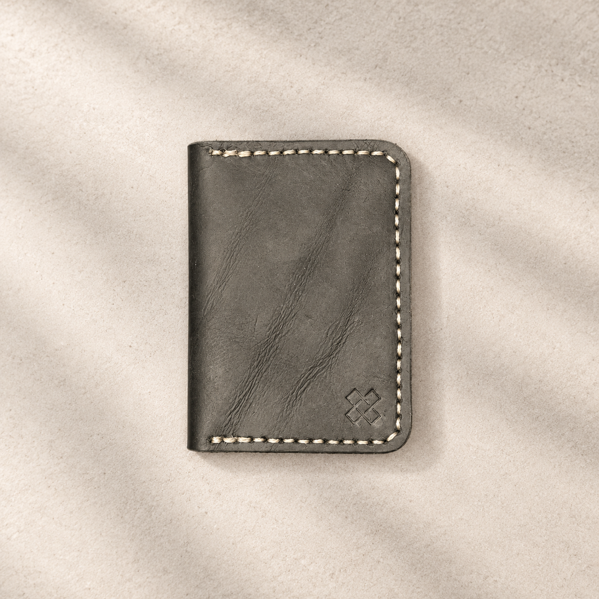 THE COPPERFIELD Bi-Fold Leather Card Holder (Black) - Novelty Atelier