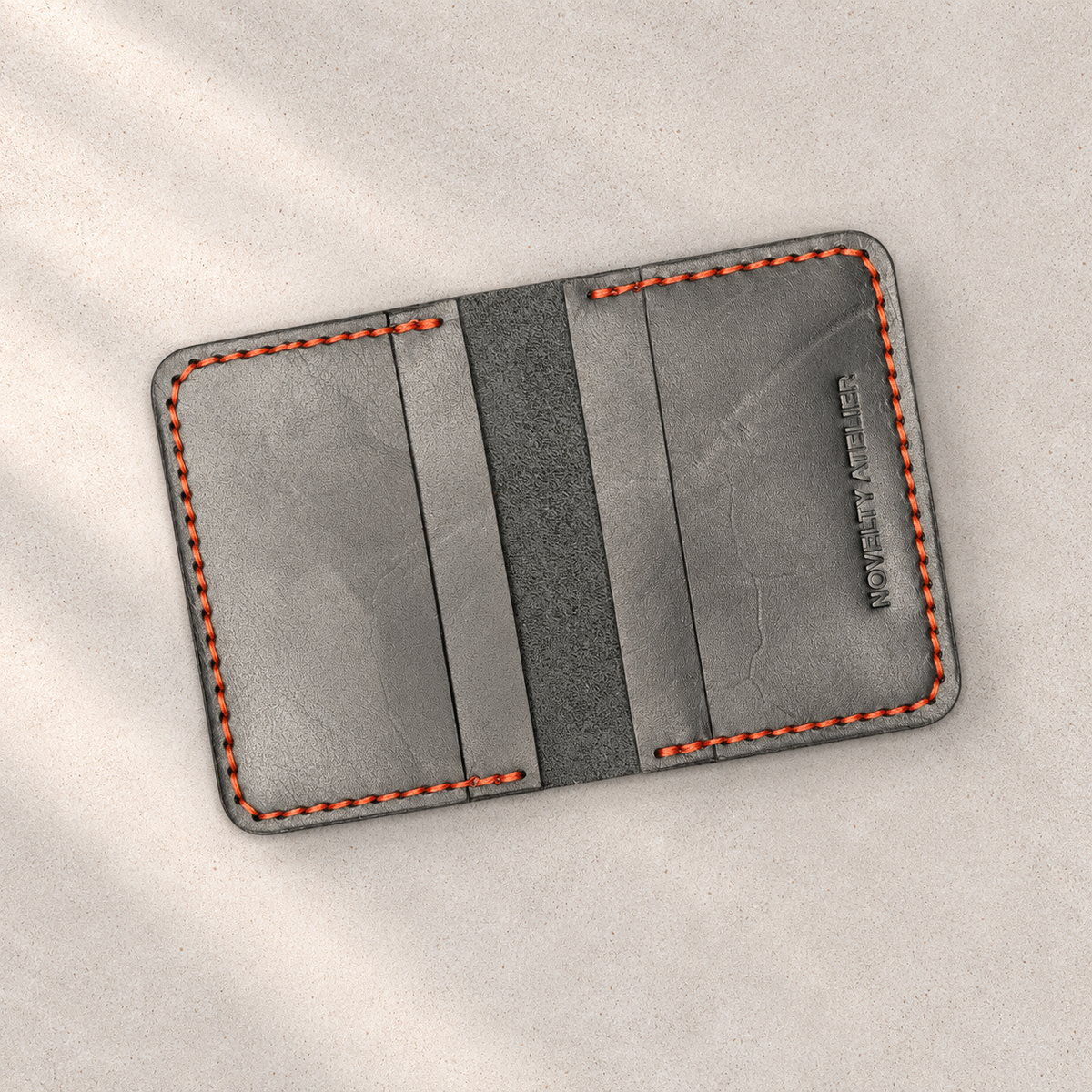 THE COPPERFIELD Bi-Fold Leather Card Holder (Black) - Novelty Atelier