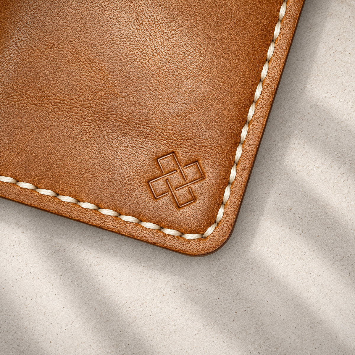 THE COPPERFIELD Bi-Fold Leather Card Holder (Brown) - Novelty Atelier