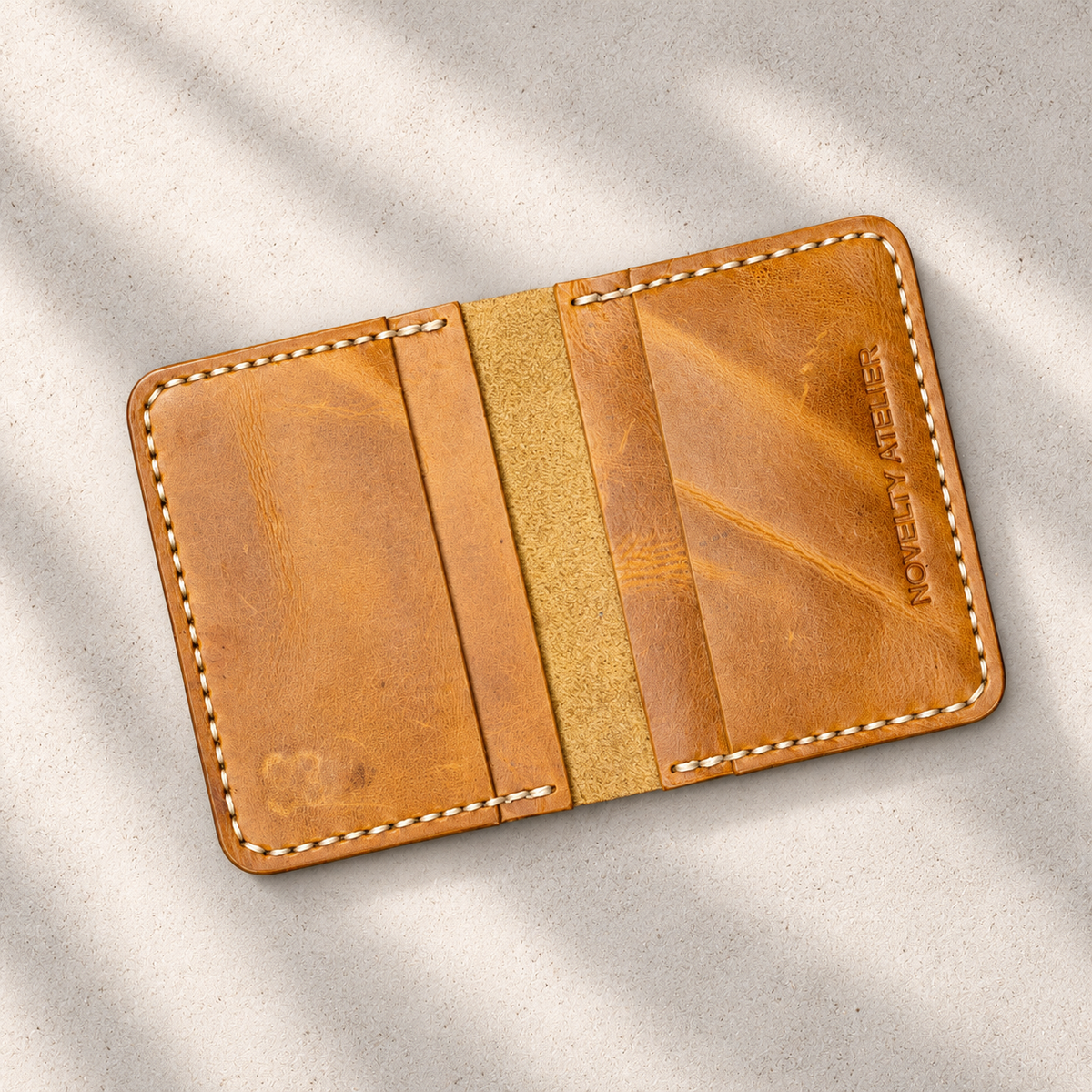 THE COPPERFIELD Bi-Fold Leather Card Holder (Mustard crunch) - Novelty Atelier