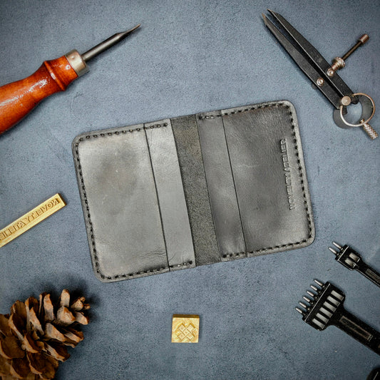 THE COPPERFIELD Bi-Fold Card Holder (Black)