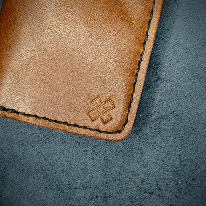 THE COPPERFIELD Bi-Fold Card Holder (Brown)