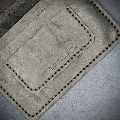 THE EXPLORER Leather Passport Holder (Black) - Novelty Atelier