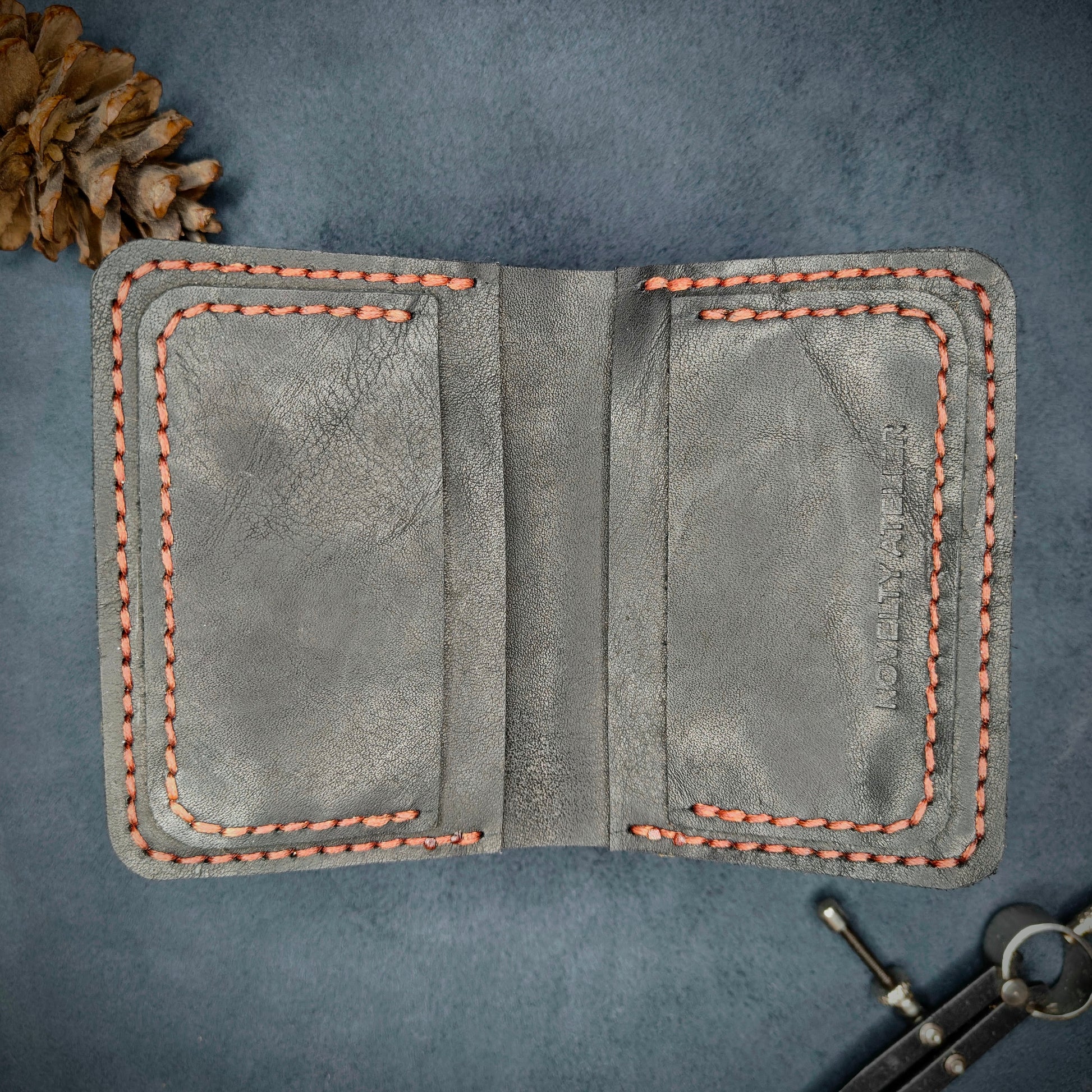 THE MIRAGE Bi-Fold Leather Wallet (Black) - Novelty Atelier