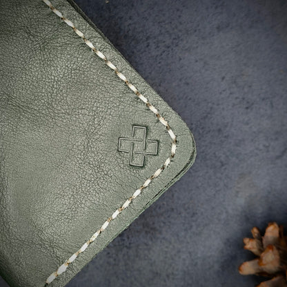 THE MIRAGE Bi-Fold Leather Wallet (Olive Green) - Novelty Atelier