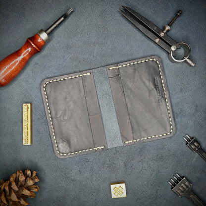 THE COPPERFIELD Bi-Fold Card Holder (Navy Blue) - Novelty Atelier