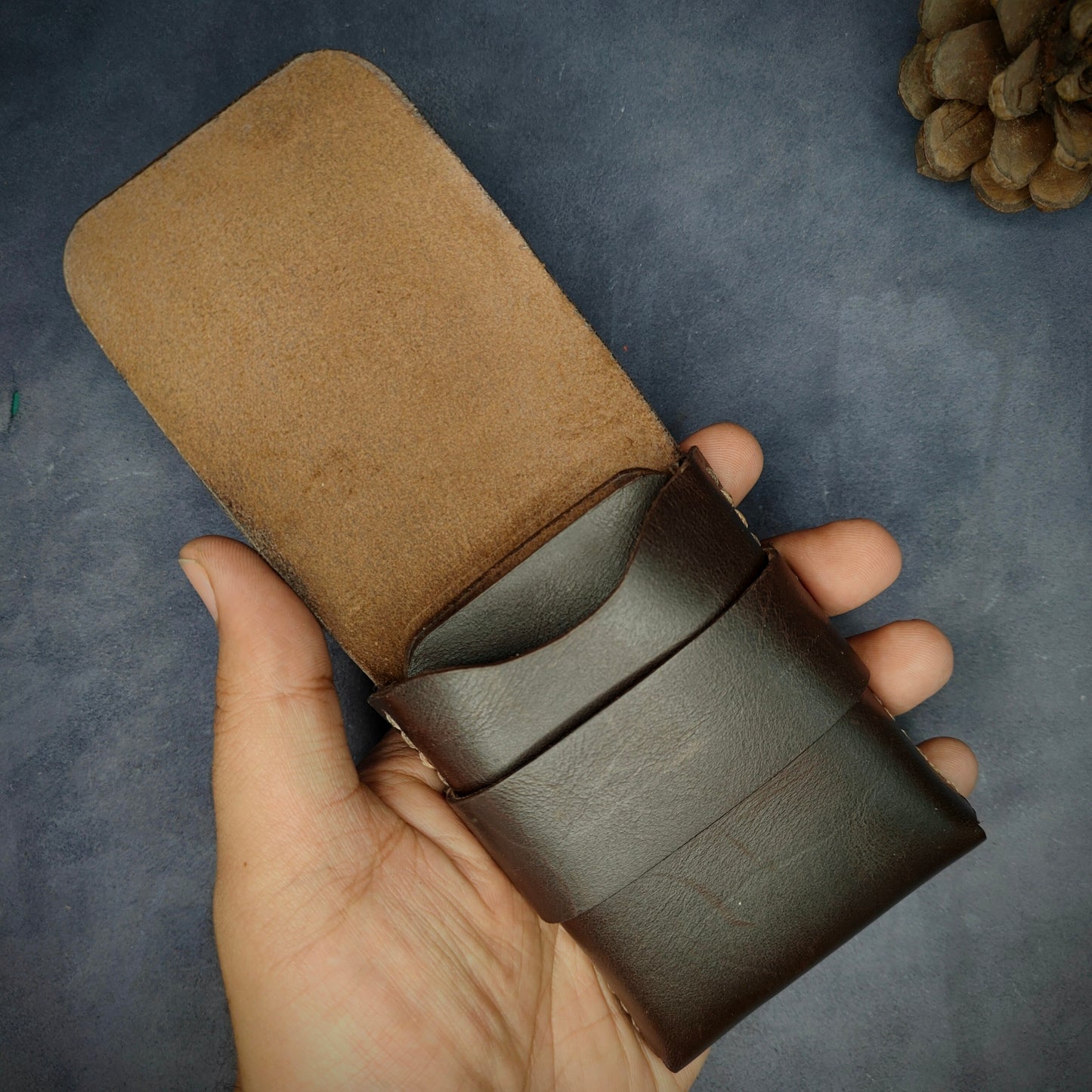 THE MERLIN EDC Wallet ( Dark Brown )